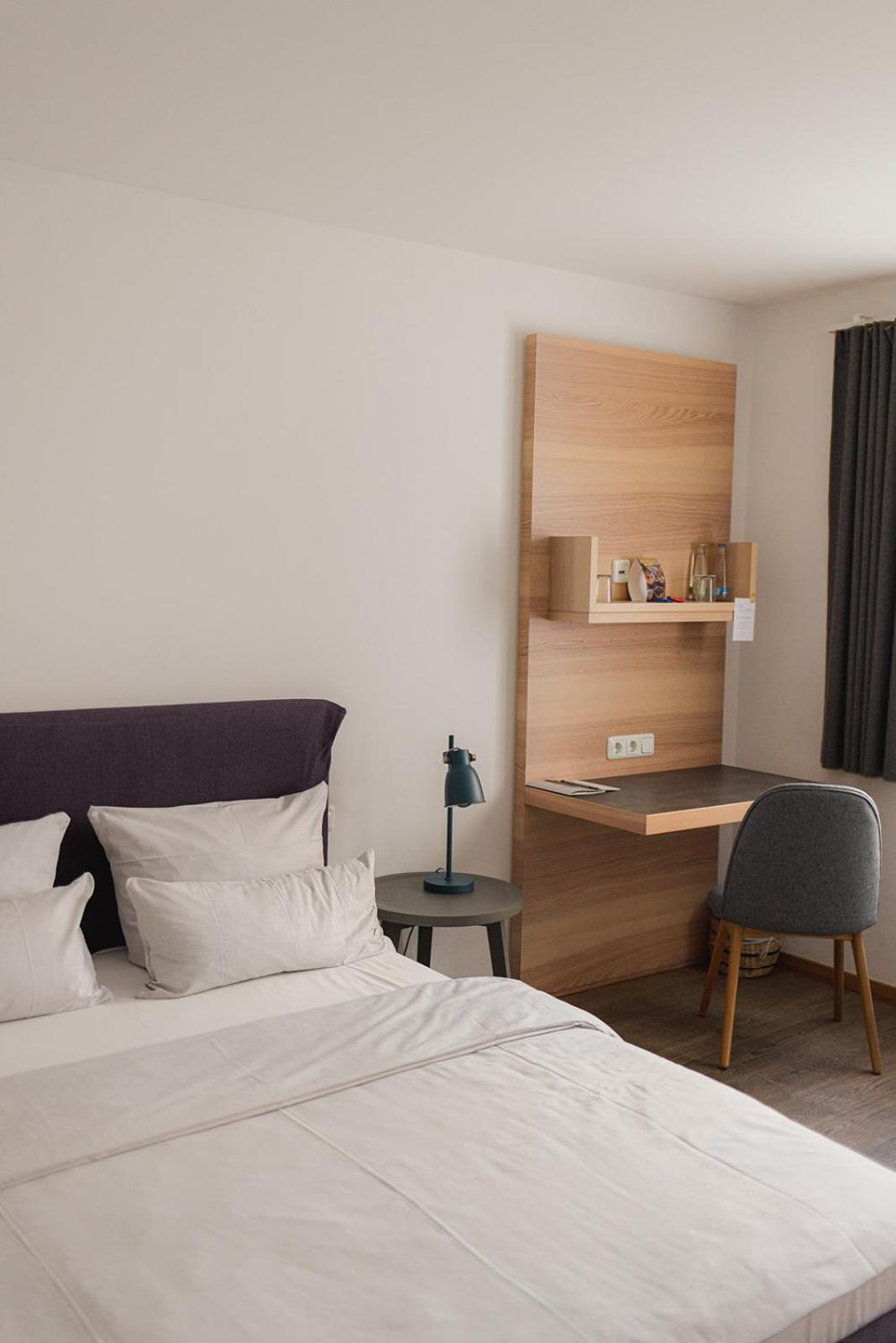 Hotel Stadthaus แอร์ลังเงิน ภายนอก รูปภาพ