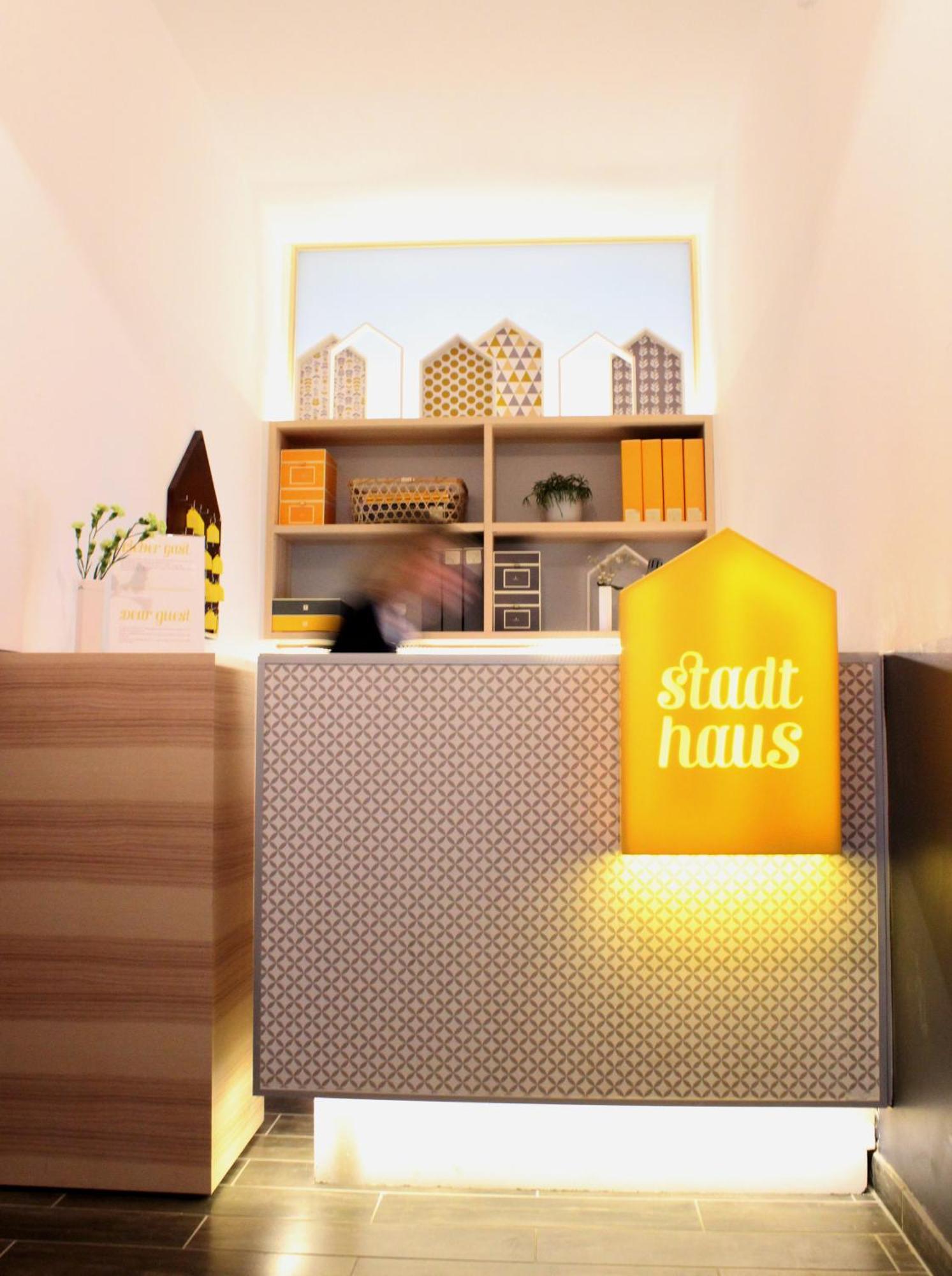 Hotel Stadthaus แอร์ลังเงิน ภายนอก รูปภาพ