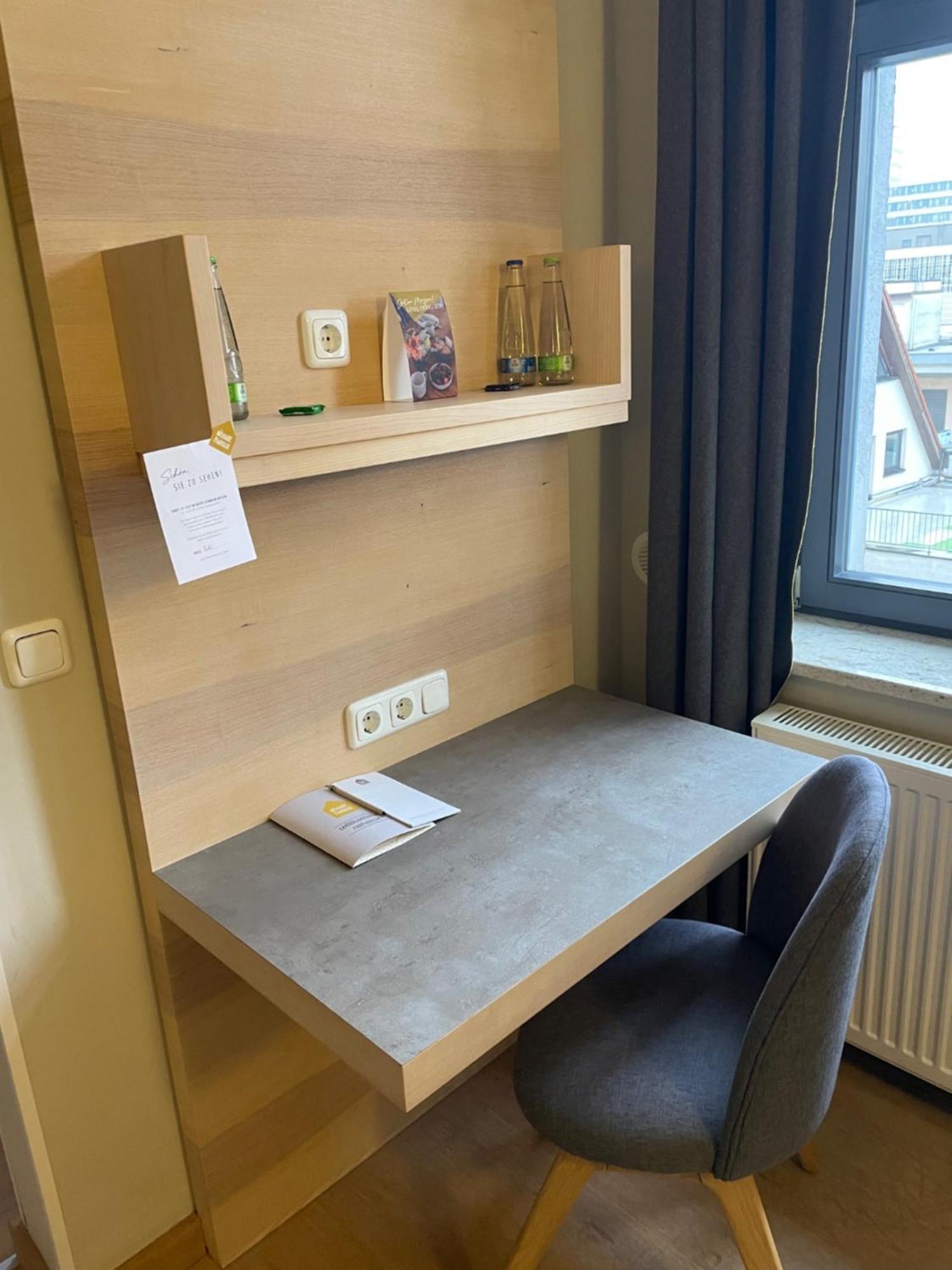 Hotel Stadthaus แอร์ลังเงิน ภายนอก รูปภาพ