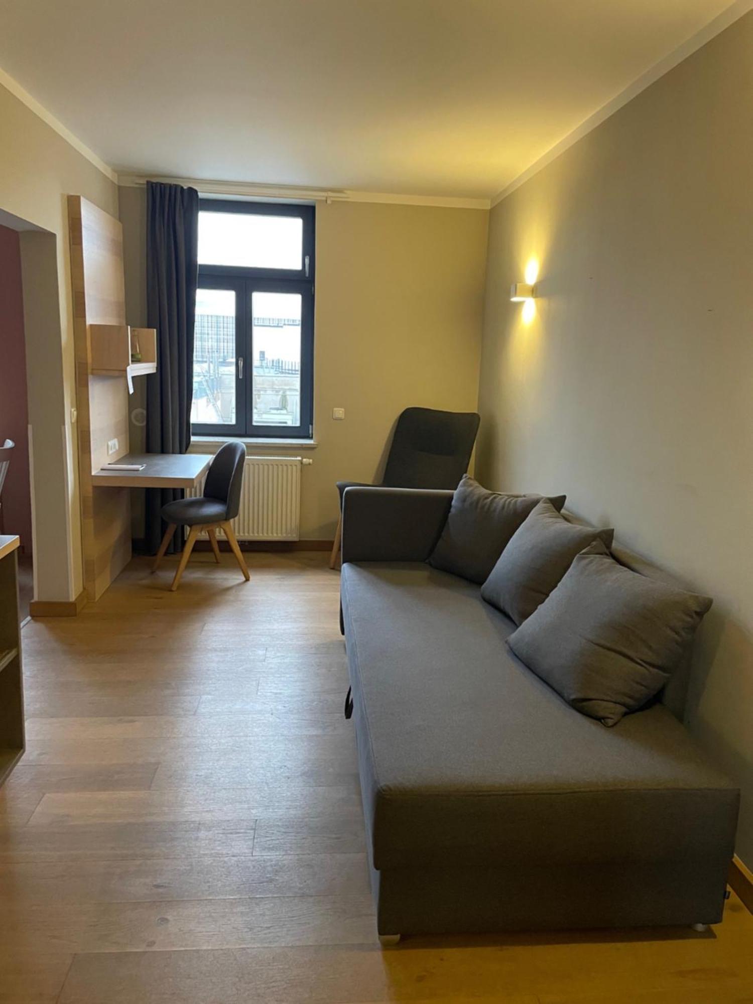 Hotel Stadthaus แอร์ลังเงิน ภายนอก รูปภาพ